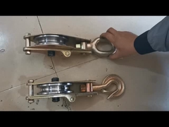 Schnappen Sie sich Stahldrahtseil-Rohr-Rolle-Block