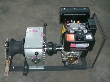 kaufen Hohe Geschwindigkeit 3 Tonnen-Dieselmotor-Handkurbel/Hebemaschinen-Winden-Seilwinde online manufacture